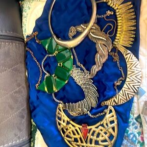 Lot of 7 large statement pieces necklaces gold and silver tone leaf rhinestone